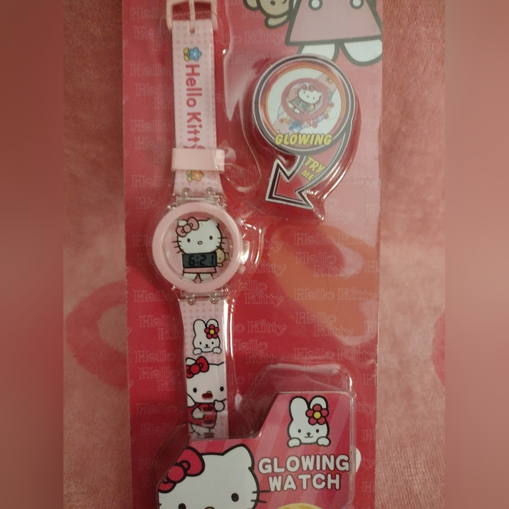 Hello Kitty Light Up LED Digital Watch For Kids - Picture 4 of 6
